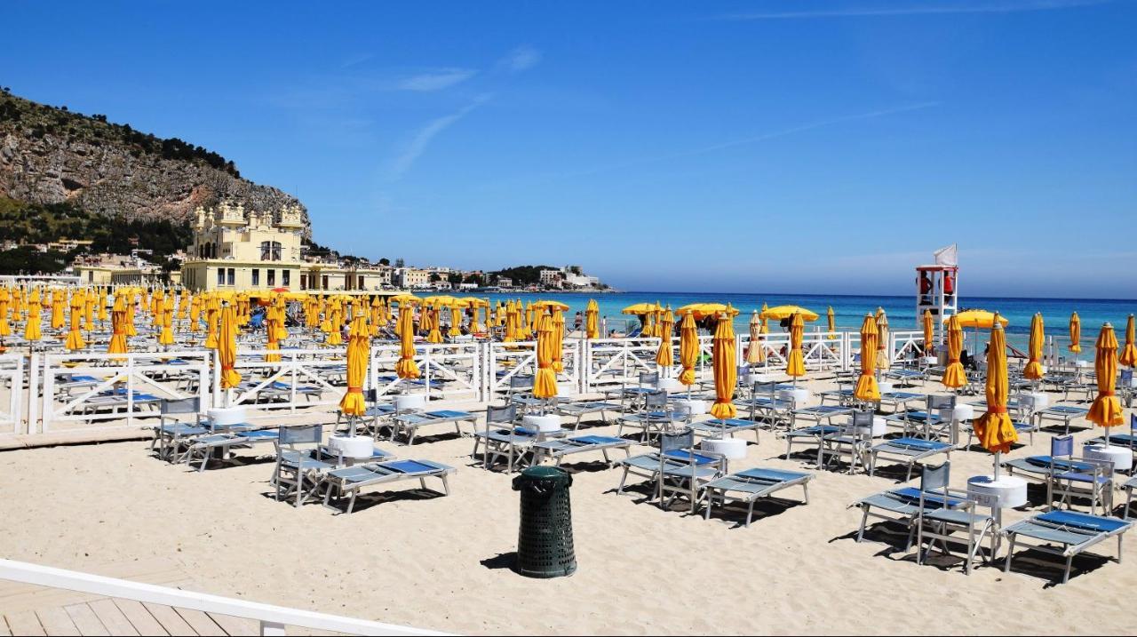 Ferienwohnung Casa Viola Elegante E Sul Mare Di Mondello Palermo Exterior foto
